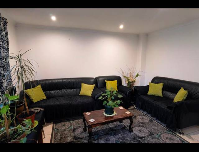 7 BEDROOM HOUSE FOR SALE IN RICHMOND ESTATE